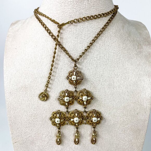 Lisner Modernist Necklace Gold Tone Dangle Triangle Chandelier Pendant Signed - Picture 1 of 5